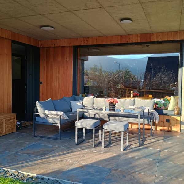 covered terrace