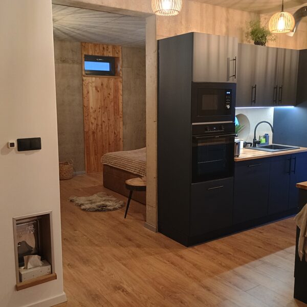 Durchgang zu Zimmer 4 vom Wohnzimmer